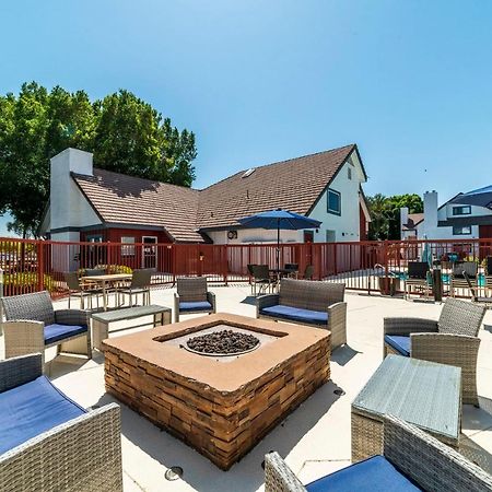 Metro Phx Downstairs Studio Sleeps 4 Ada Accessible 피닉스 외부 사진