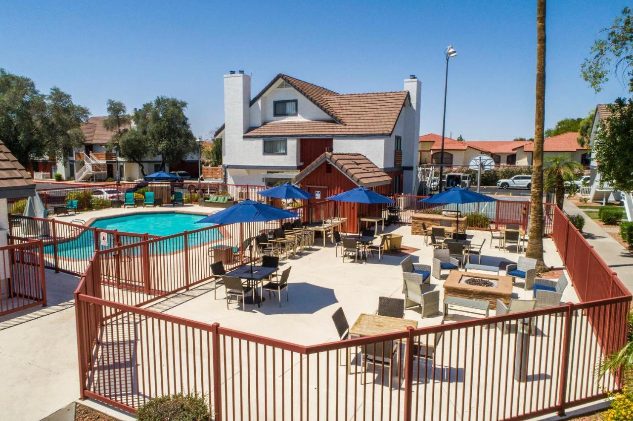 Metro Phx Downstairs Studio Sleeps 4 Ada Accessible 피닉스 외부 사진
