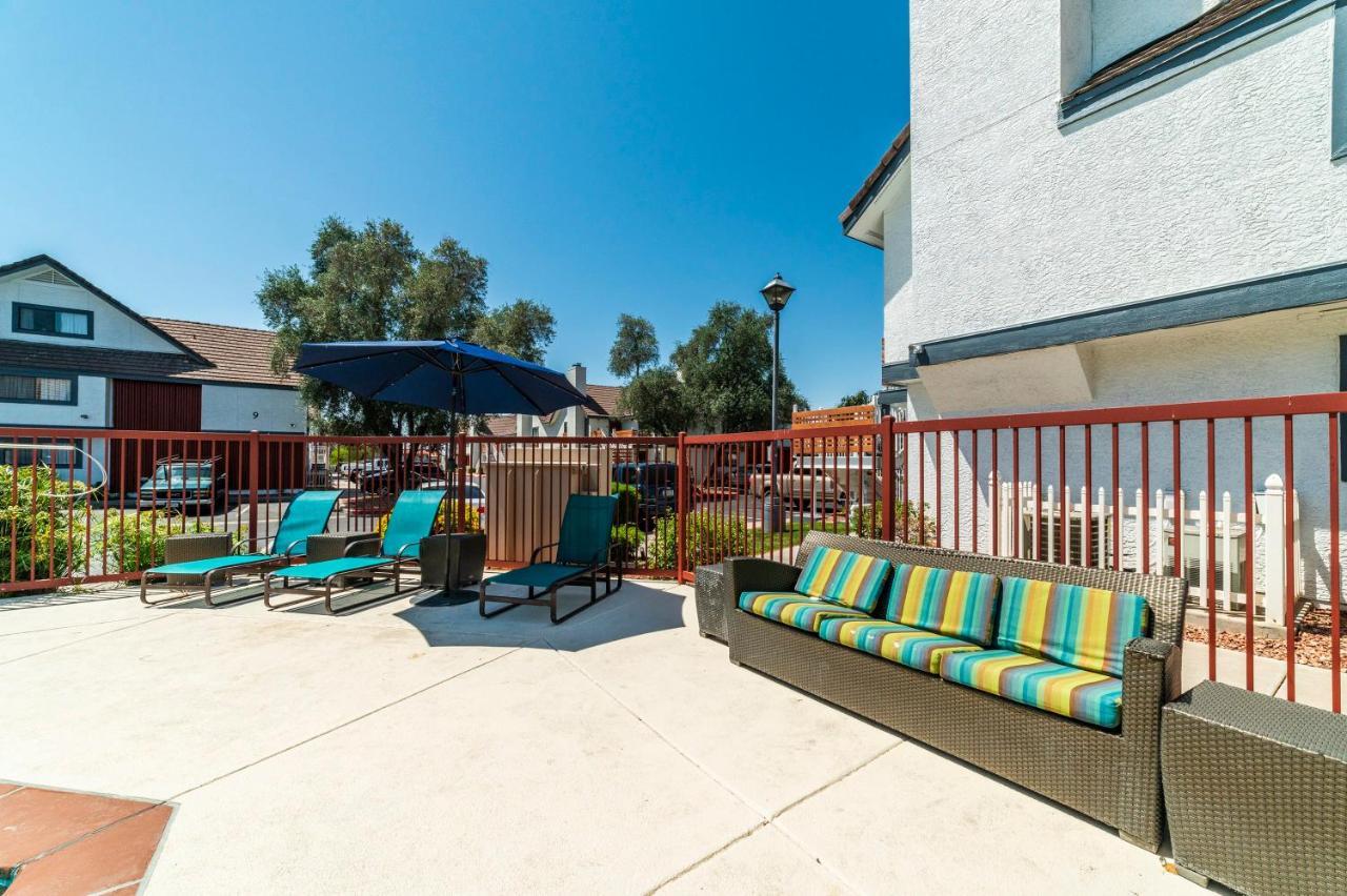 Metro Phx Downstairs Studio Sleeps 4 Ada Accessible 피닉스 외부 사진