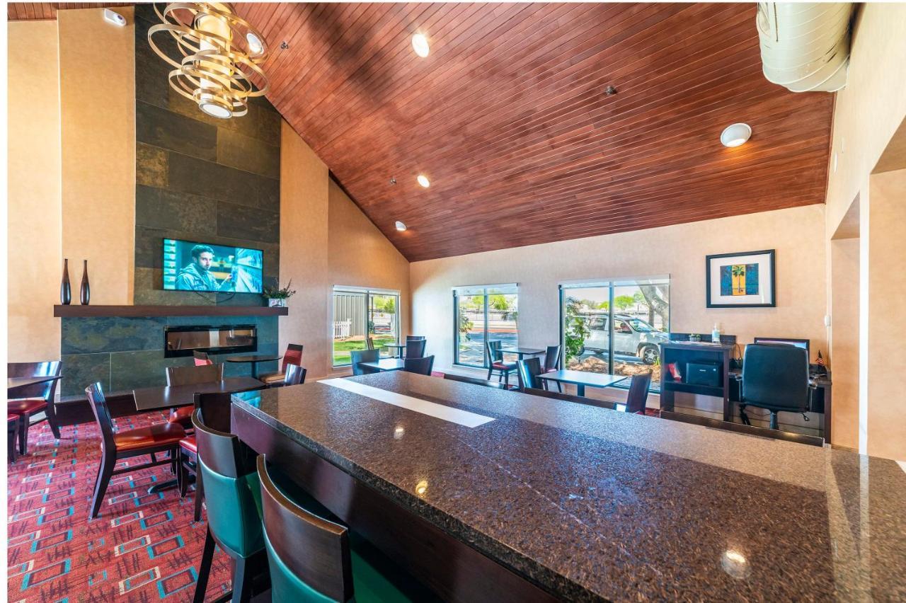 Metro Phx Downstairs Studio Sleeps 4 Ada Accessible 피닉스 외부 사진