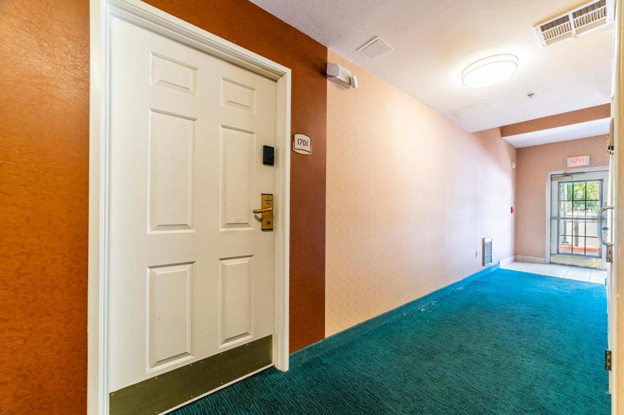 Metro Phx Downstairs Studio Sleeps 4 Ada Accessible 피닉스 외부 사진